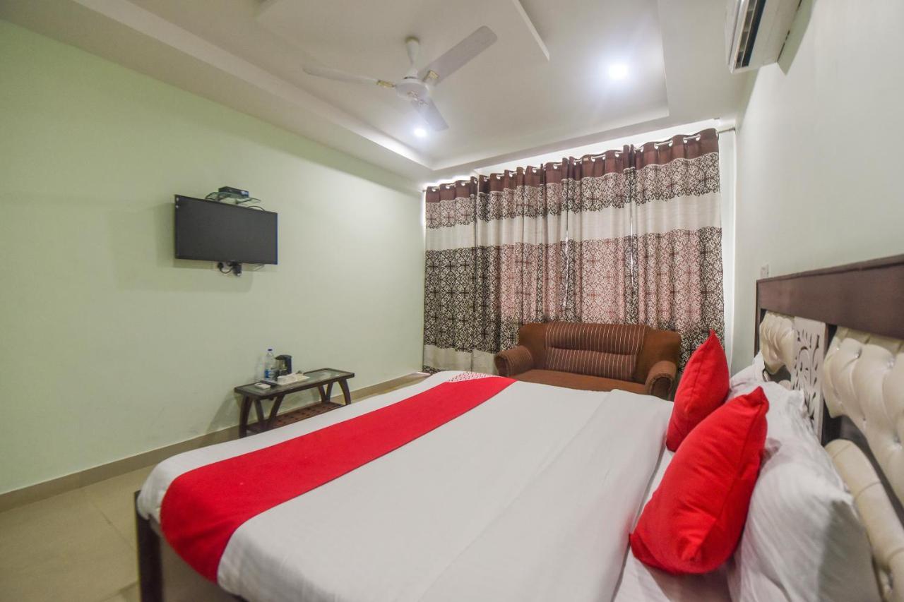 Oyo Hotel Shanti Guest House Dharamshala Luaran gambar